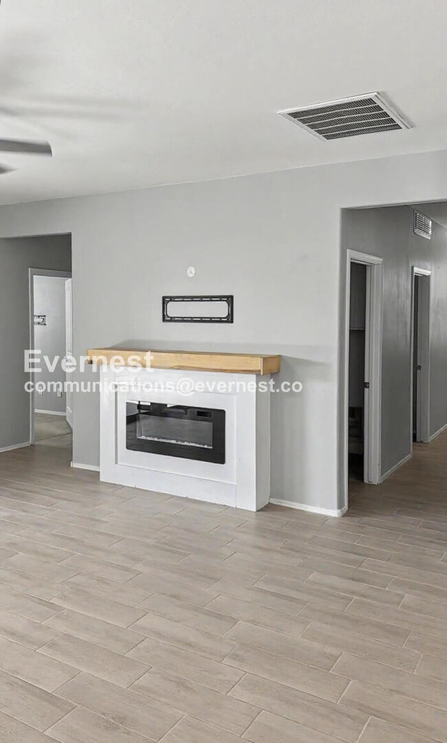 Building Photo - 10667 W Filbert St