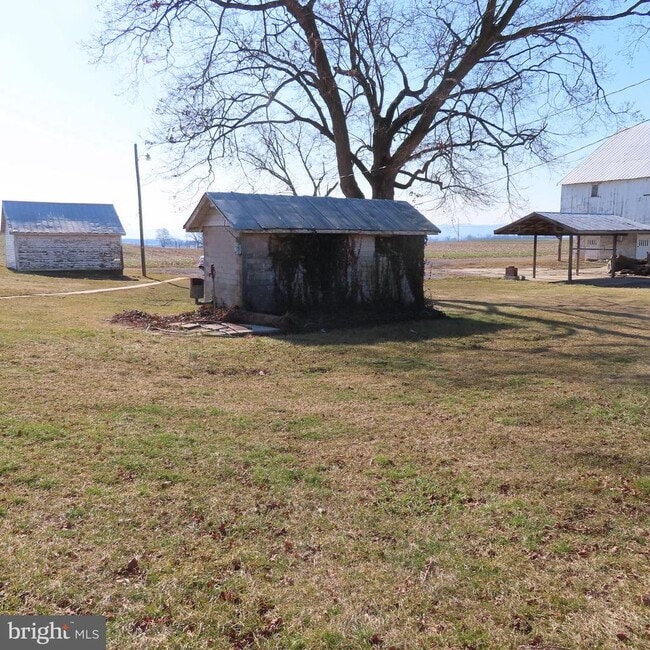 Building Photo - 1410 Gillan Dr