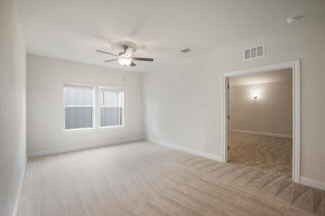 Building Photo - 148 Isabella Wy
