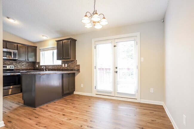 Building Photo - 15747 E Center Pl