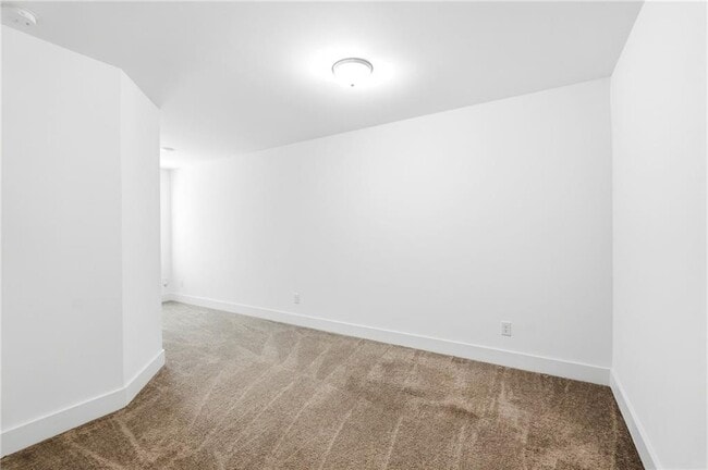 Building Photo - 6456 Scudders Dr