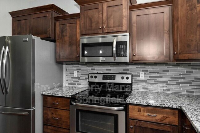 Building Photo - 1503 E Fairwind