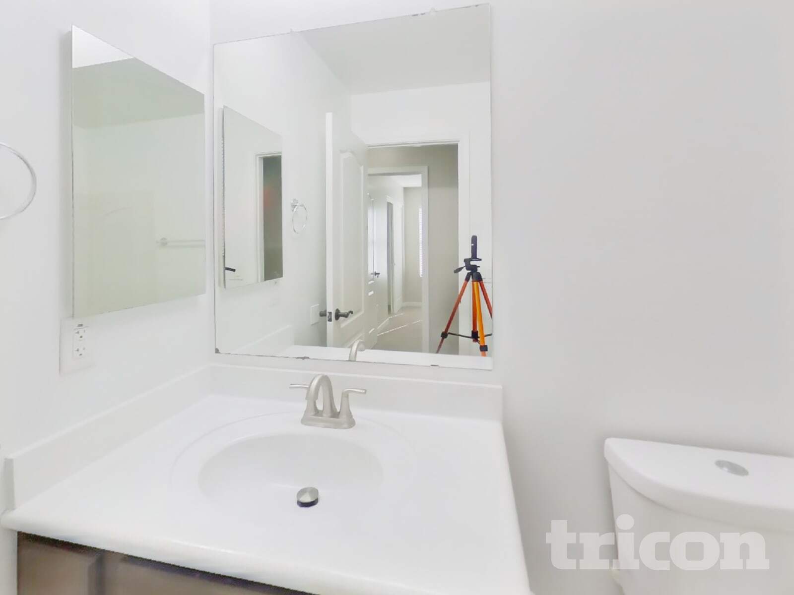 Building Photo - 5213 S 23rd Pl