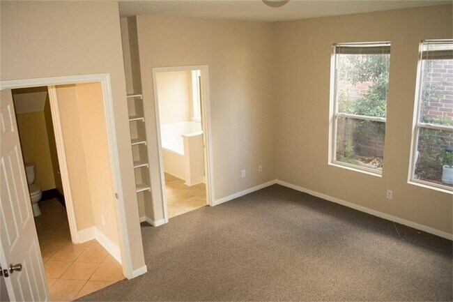 Building Photo - 19303 Camellia Knoll Trail