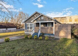 Building Photo - 4bd/2ba Home Minutes From W. Midtown w/ Fu...