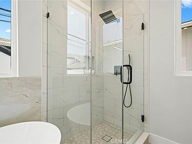 Building Photo - 603 Iris Ave