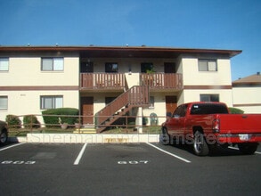 Building Photo - 607 Windsong Cir