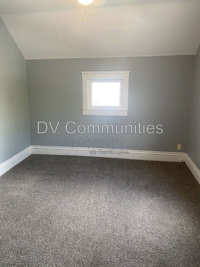 Building Photo - 3475 W 46th St