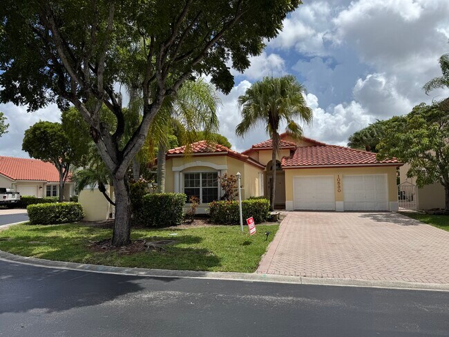 Building Photo - 10530 NW 52nd Terrace