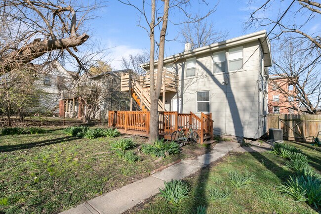 Building Photo - 4132 Locust St