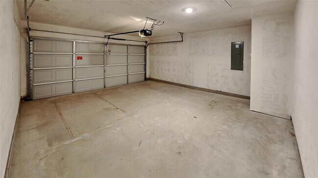 Building Photo - 10205 NW 28th Terrace