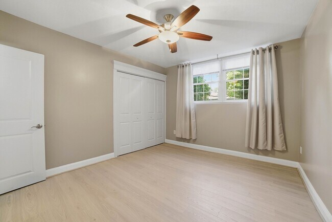 Building Photo - 47 Alvarado Ave