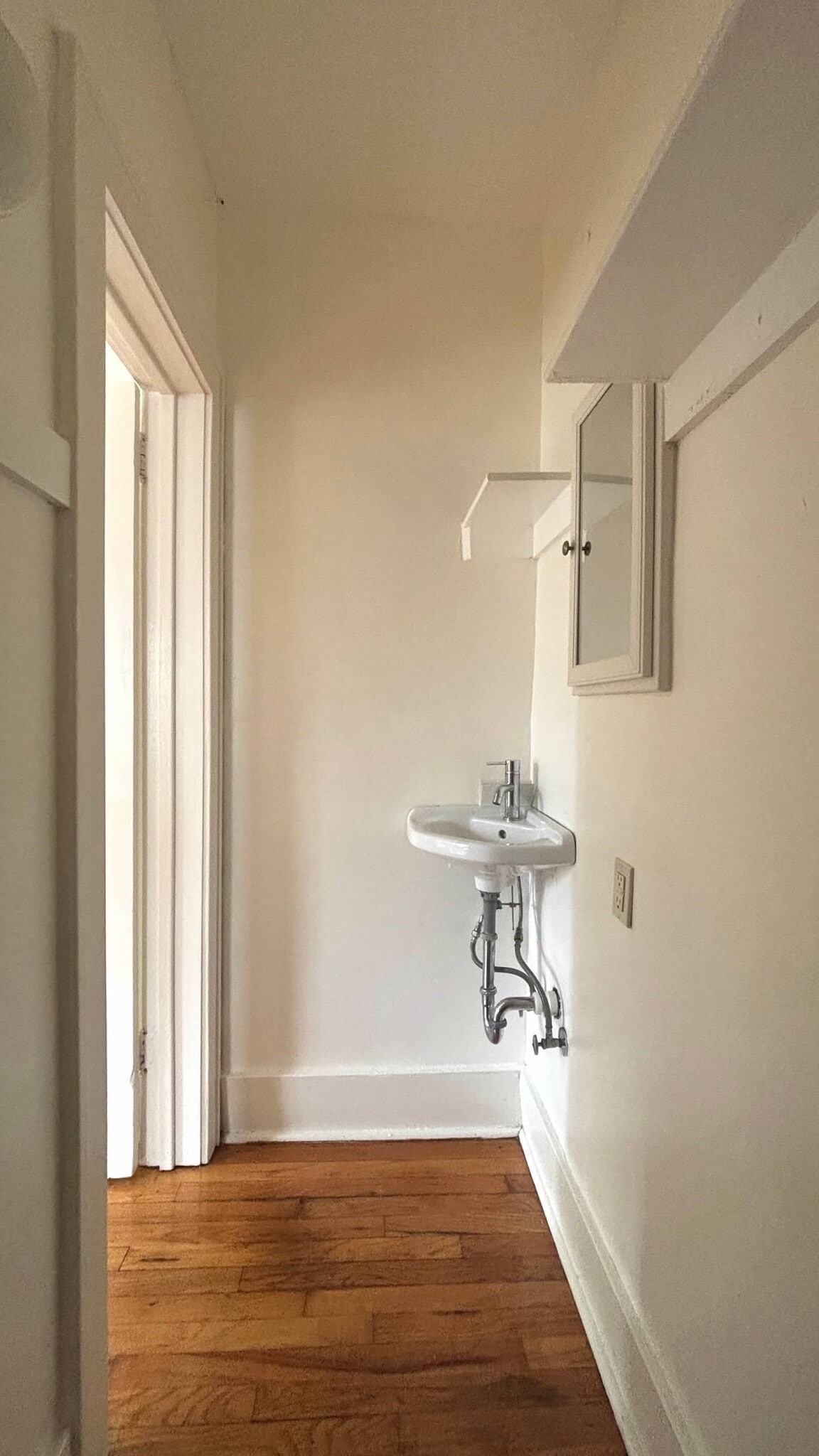 Building Photo - 3175 Oakshire Ave