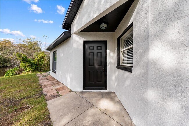 Building Photo - 2413 Sonja Ct