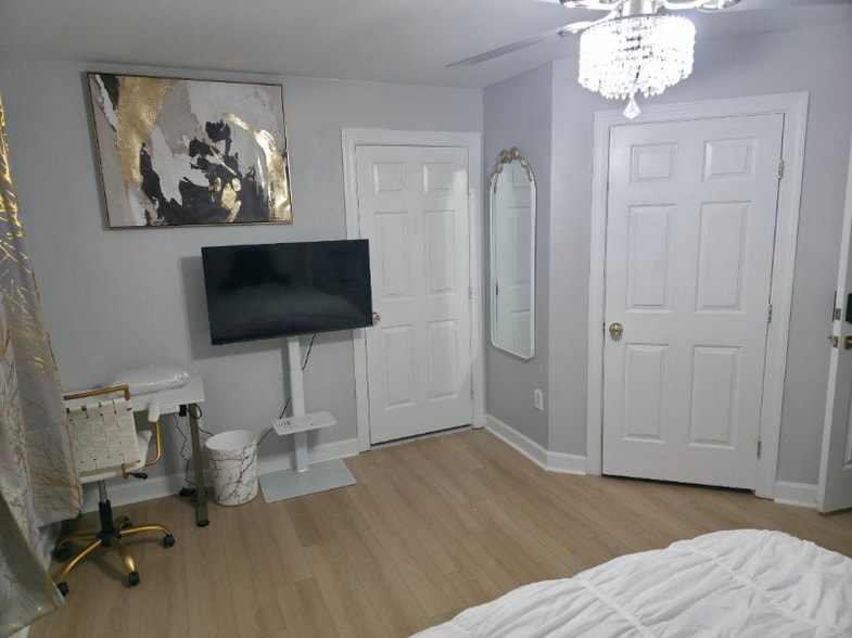 Building Photo - 111 Fawn Hill Rd