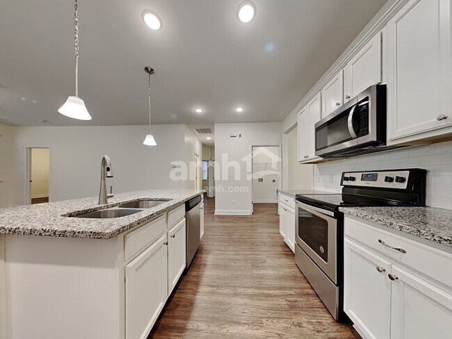 Building Photo - 120 County Rd S-18-537