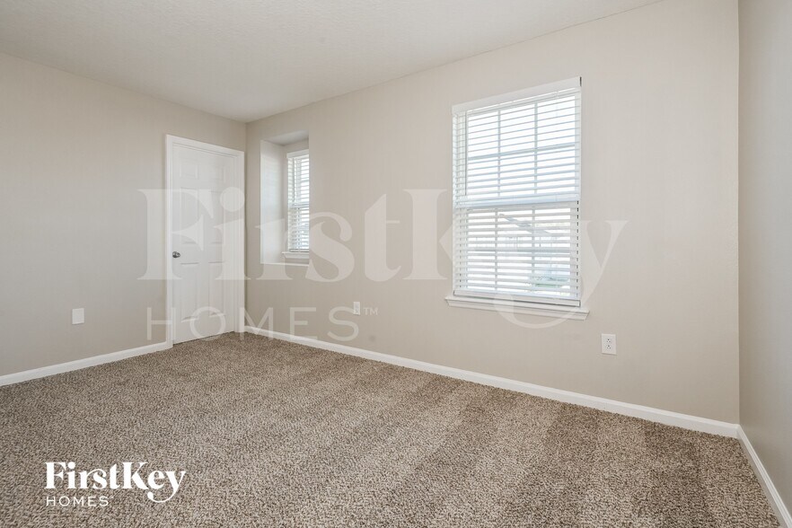 Building Photo - 14597 Barred Owl Wy