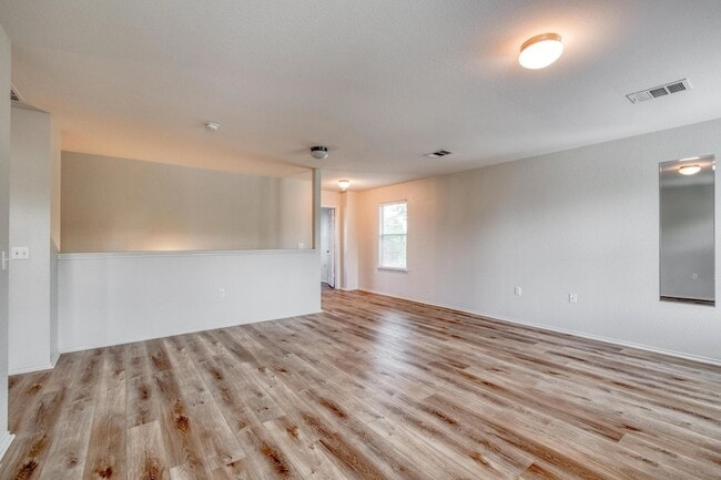 Building Photo - 9104 China Rose Dr