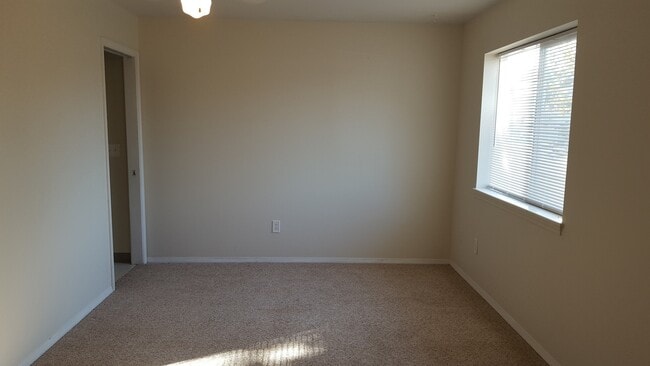 Building Photo - 222413