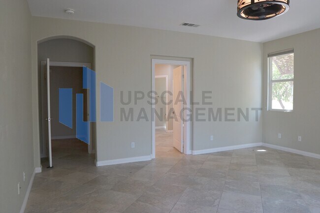 Building Photo - 2029 Savanna Way