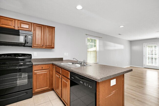 Building Photo - 6694 S Wilson Rd
