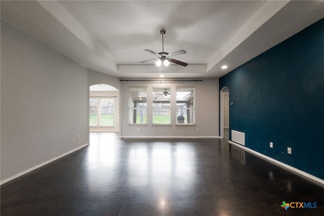 Building Photo - 209 Sugar Maple Ct