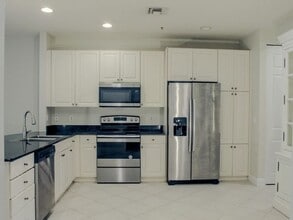 Building Photo - 124 Jesup Ln