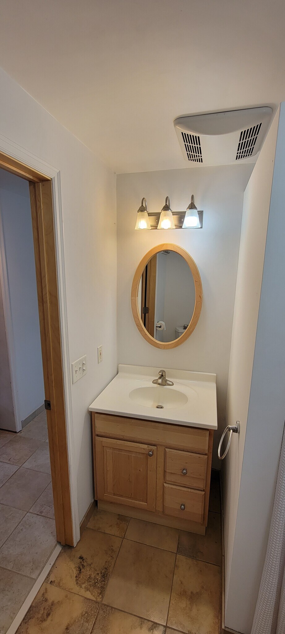 Building Photo - 19101 Delton Ave