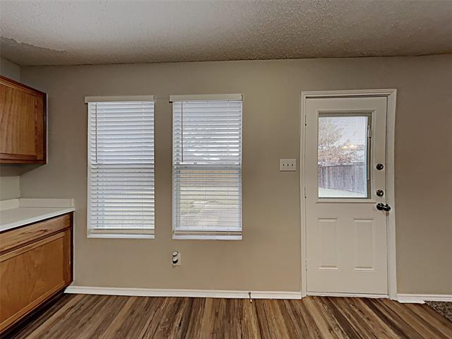 Building Photo - 2213 Plum Ct