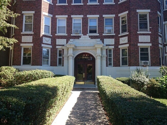 Building Photo - 1840 Commonwealth Ave