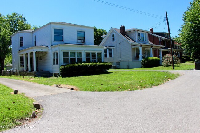 Building Photo - 608 Eastern Pkwy