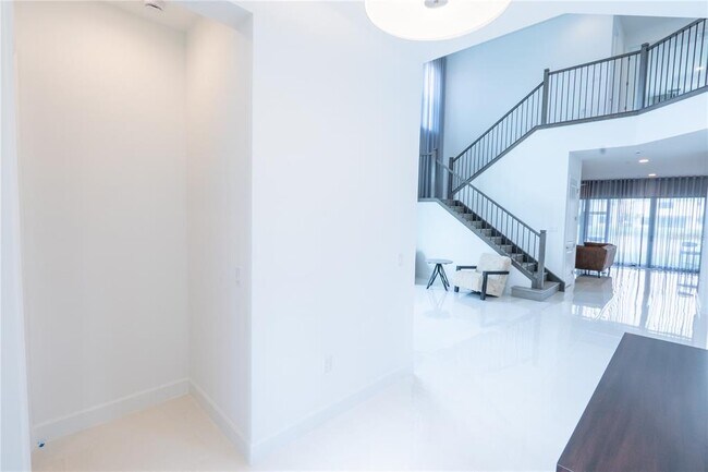 Building Photo - 12710 Caballo Ct