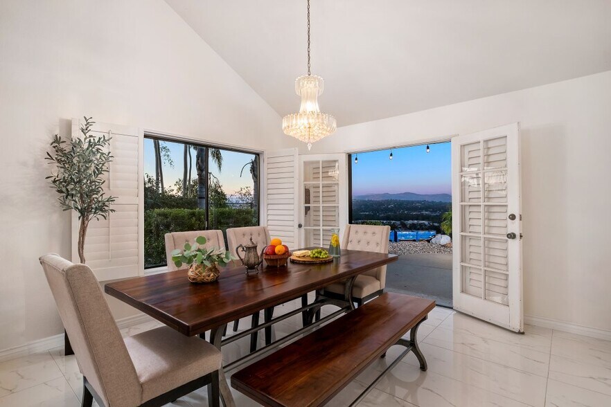 Building Photo - 3426 Lomas Serenas Dr