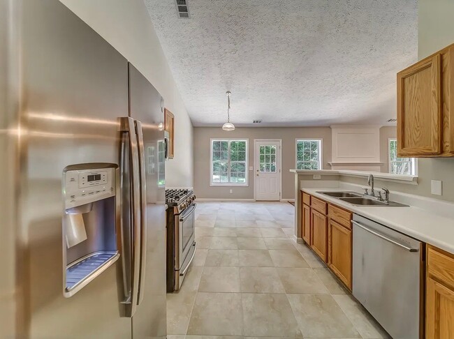 Building Photo - 4840 Kiawah Ct