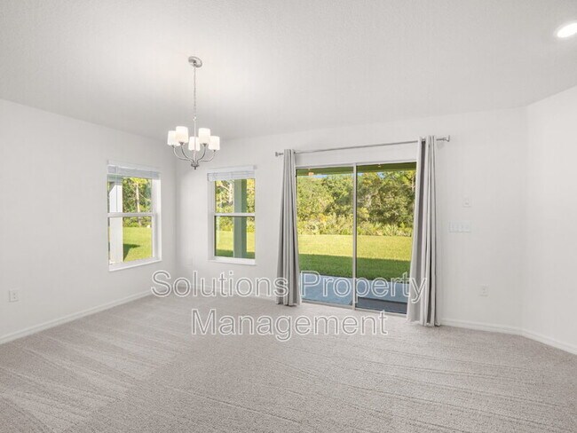 Building Photo - 2192 Vinifera Dr