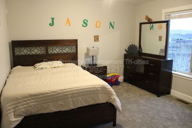 Building Photo - 2511 Brodie Ln