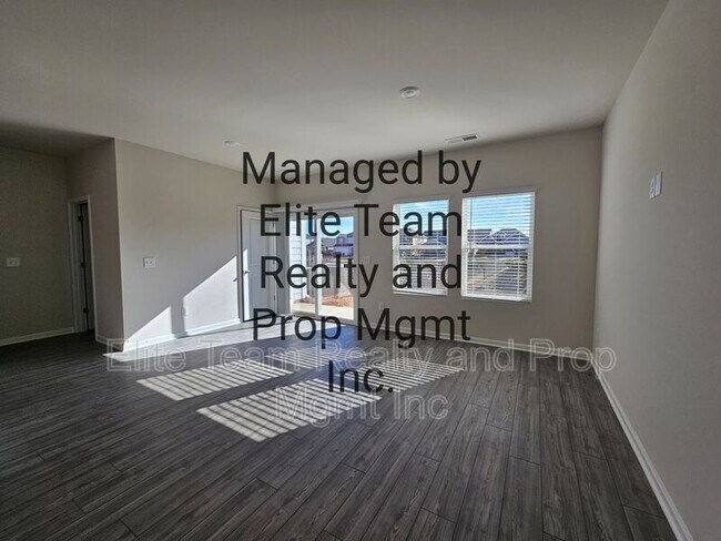 Building Photo - 5213 Brailey Cir
