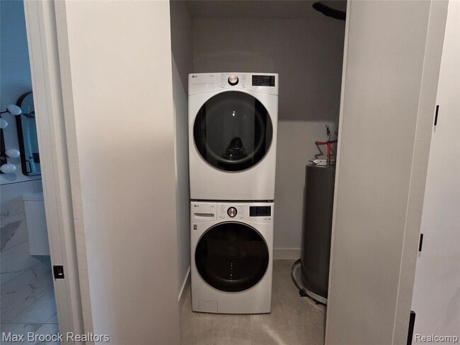 Building Photo - 1640 Bagley St