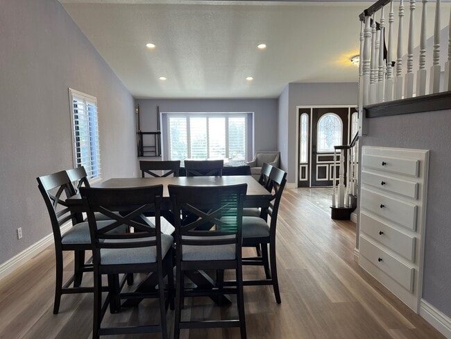 Building Photo - 4909 North Point