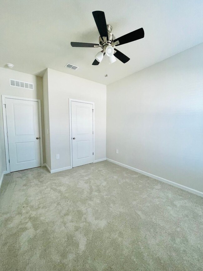 Building Photo - Move In June 16th! Brand New Construction ...