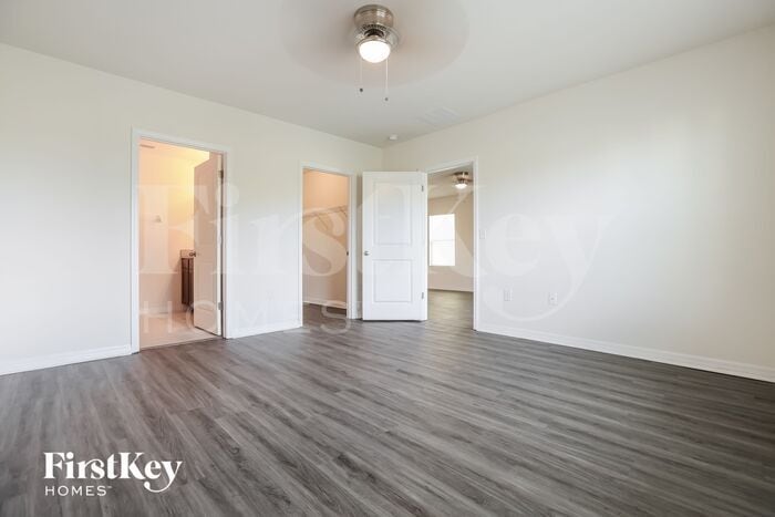 Building Photo - 4809 San Palermo Dr