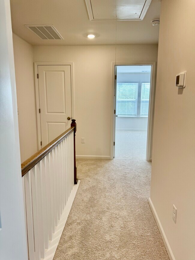 Building Photo - 410 Blair Rd