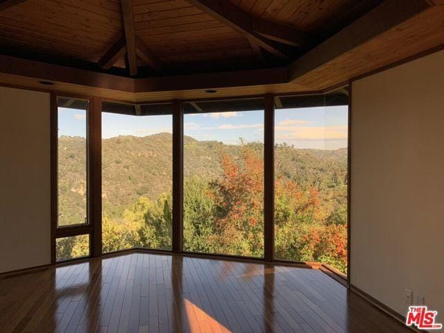 Building Photo - 21277 Entrada Rd