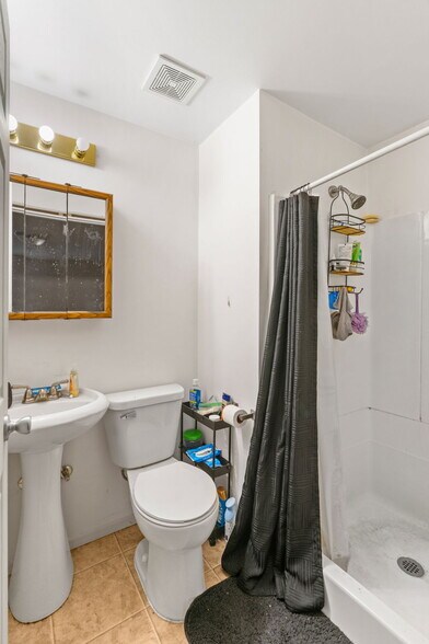Basement Bathroom - 3514 Grand Ave S
