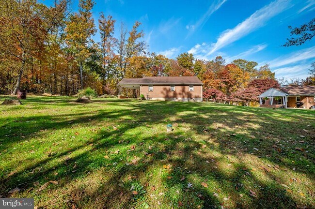 Building Photo - 16811 Ridge Rd