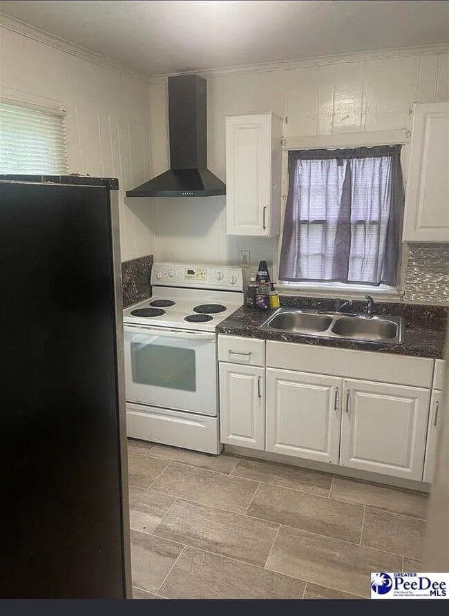 Primary Photo - Bungalow- 2 bedroom 1 bath