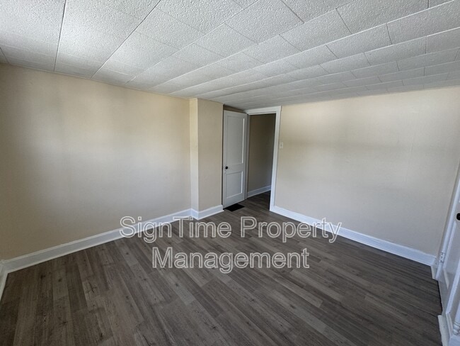 Building Photo - 235 East Ave