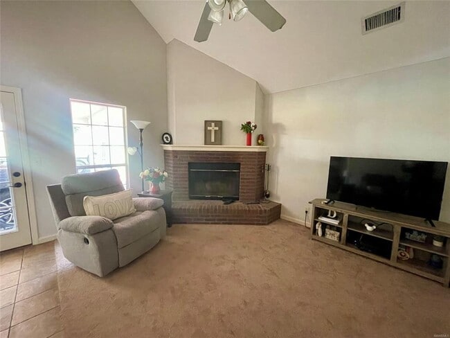 Building Photo - 21 Shelton Cir