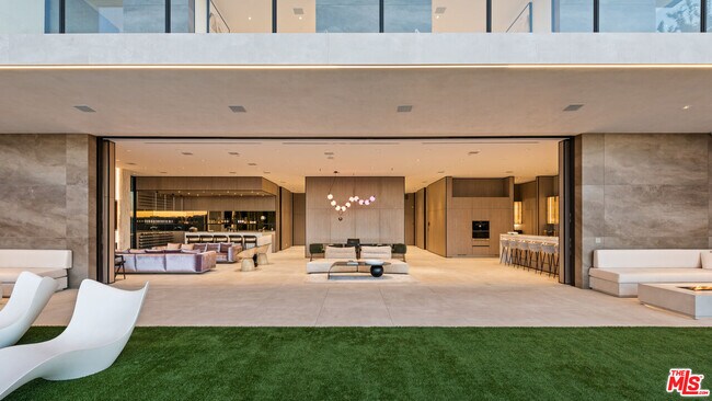 Building Photo - 9607 Highridge Dr