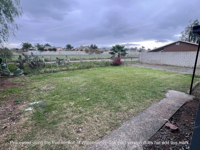 Building Photo - Nice Home For Rent with private yard